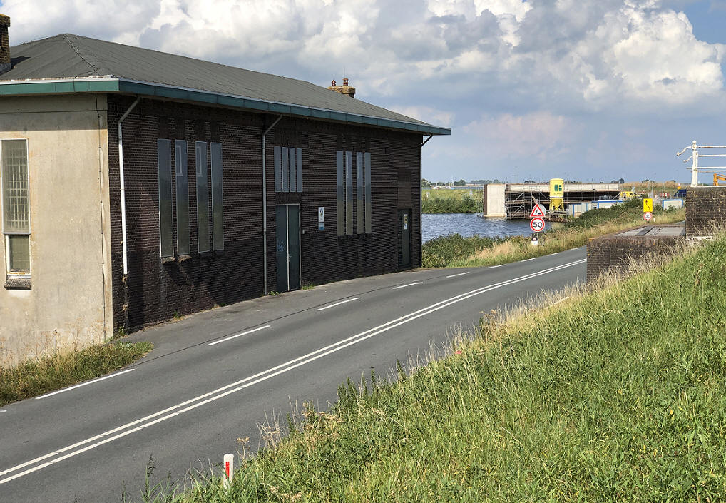 Donderdag 17 &amp; vrijdag 18 november verkeerslichten nabij oude Gemaal De Poel