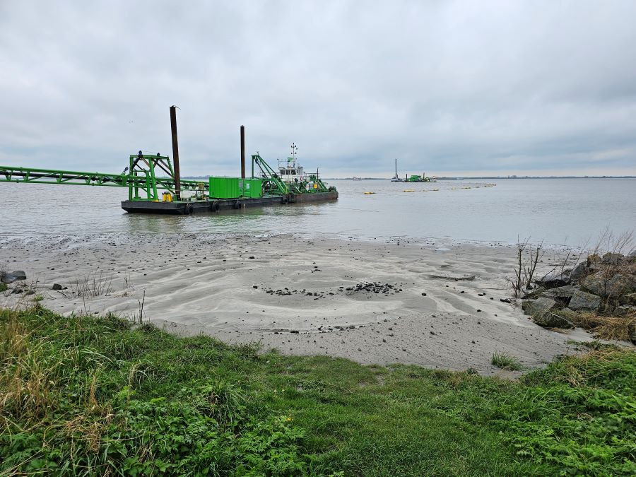 Standje bij de Bukdijk in ere hersteld